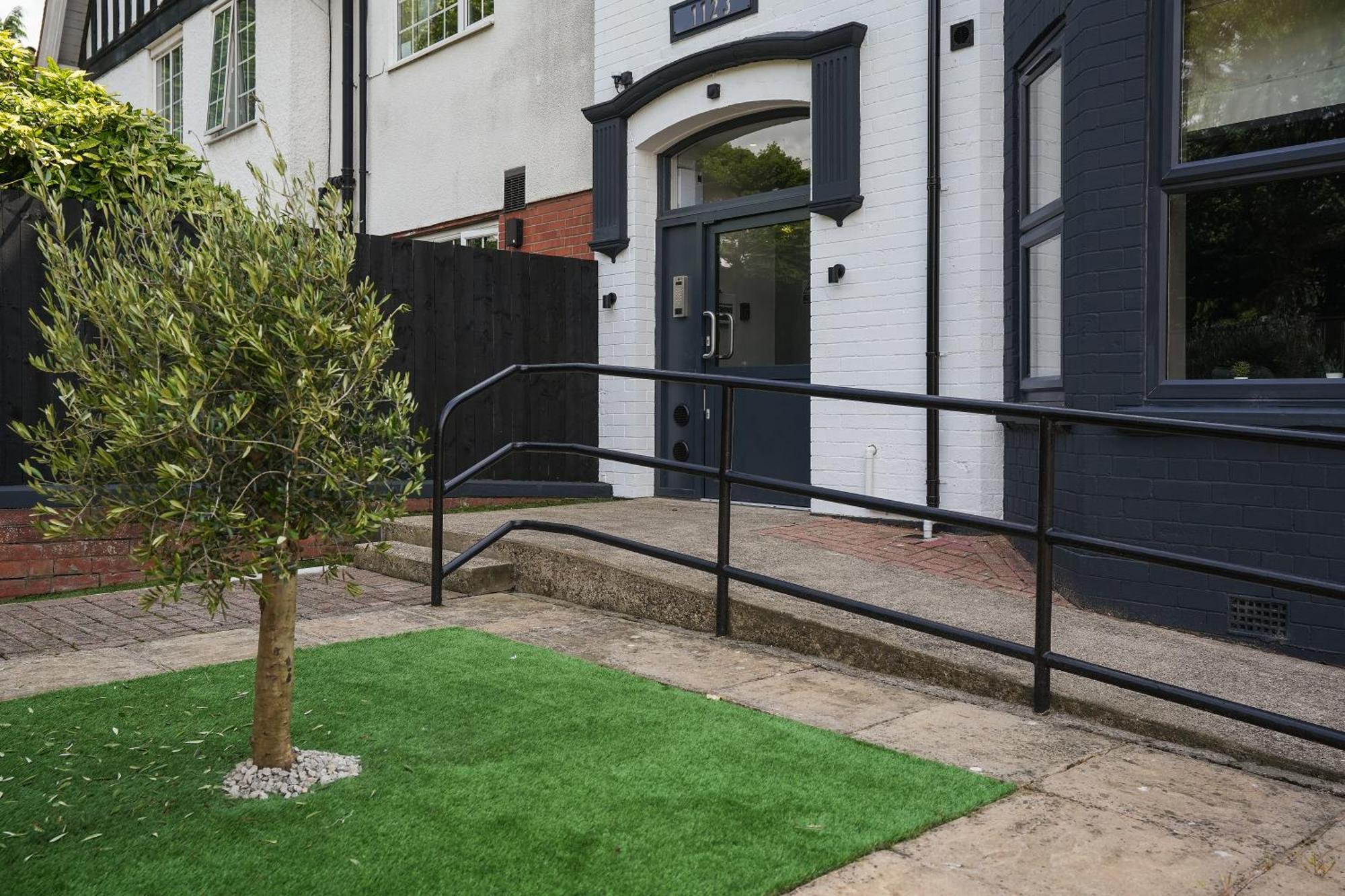 The Olive Tree Aparthotel Kingston upon Hull Extérieur photo